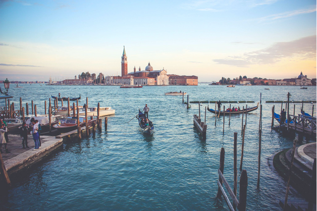 Венецианский фестиваль объявил программу на 2021 год